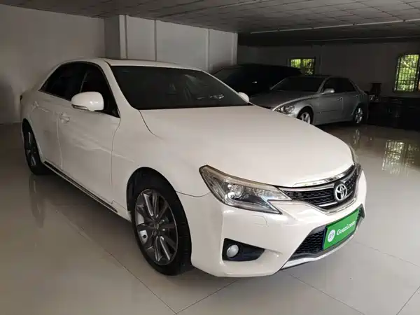 Toyota Reiz 2017