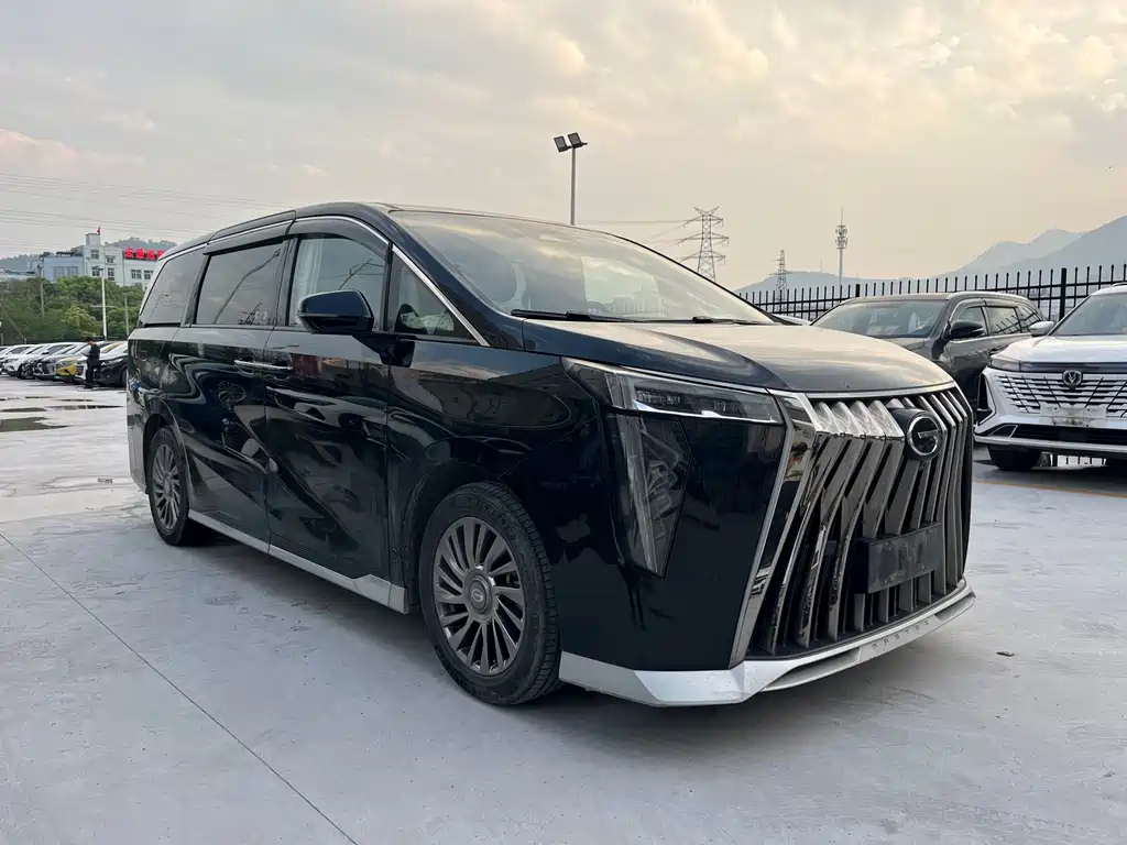 GAC Motor Trumpchi M8 2023 — фото 3