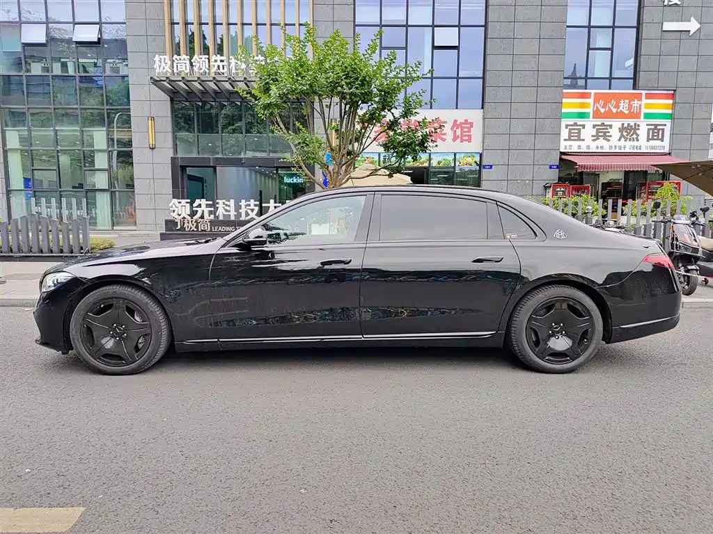Mercedes-Benz S-Class 2023 — фото 3
