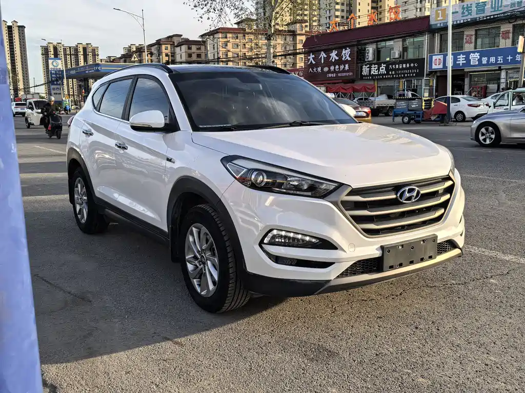 Hyundai Tucson 2016 — фото 3