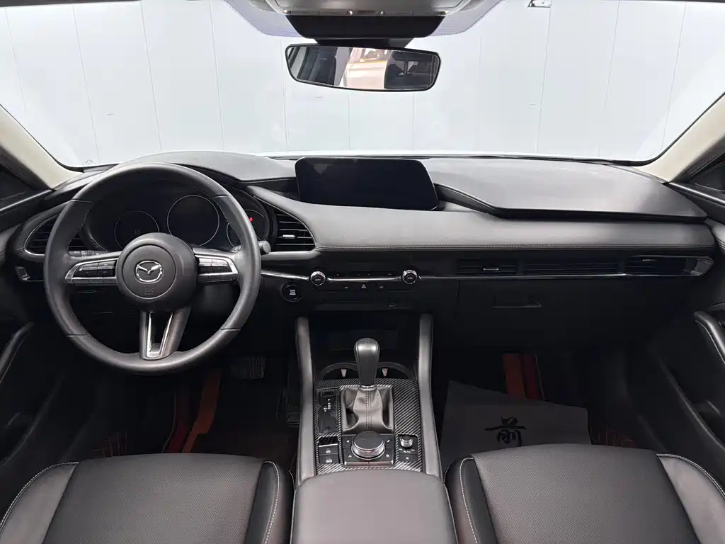 Mazda 3 Axela 2022