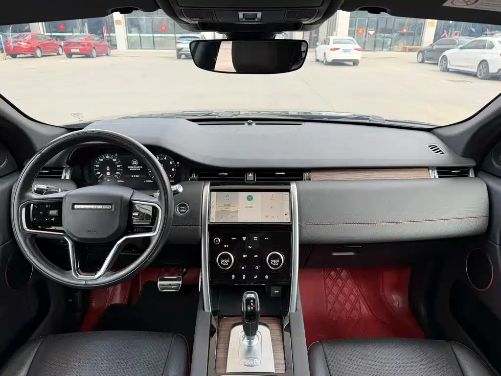Land Rover Discovery Sport 2022 — фото 9