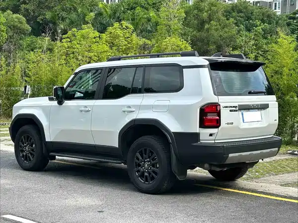 Toyota Prado 2025
