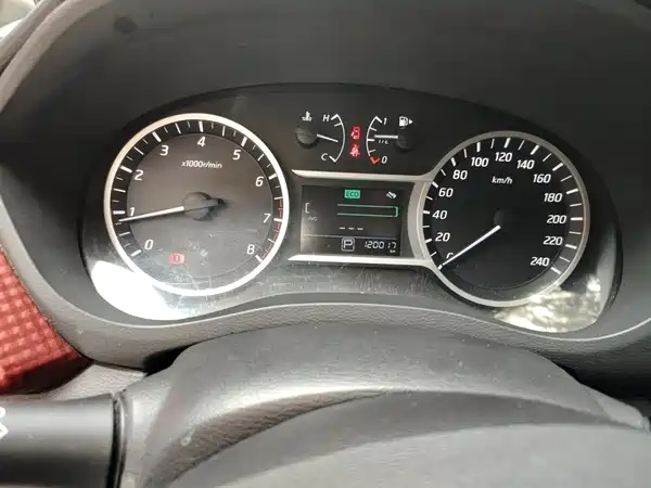 Nissan Bluebird 2019