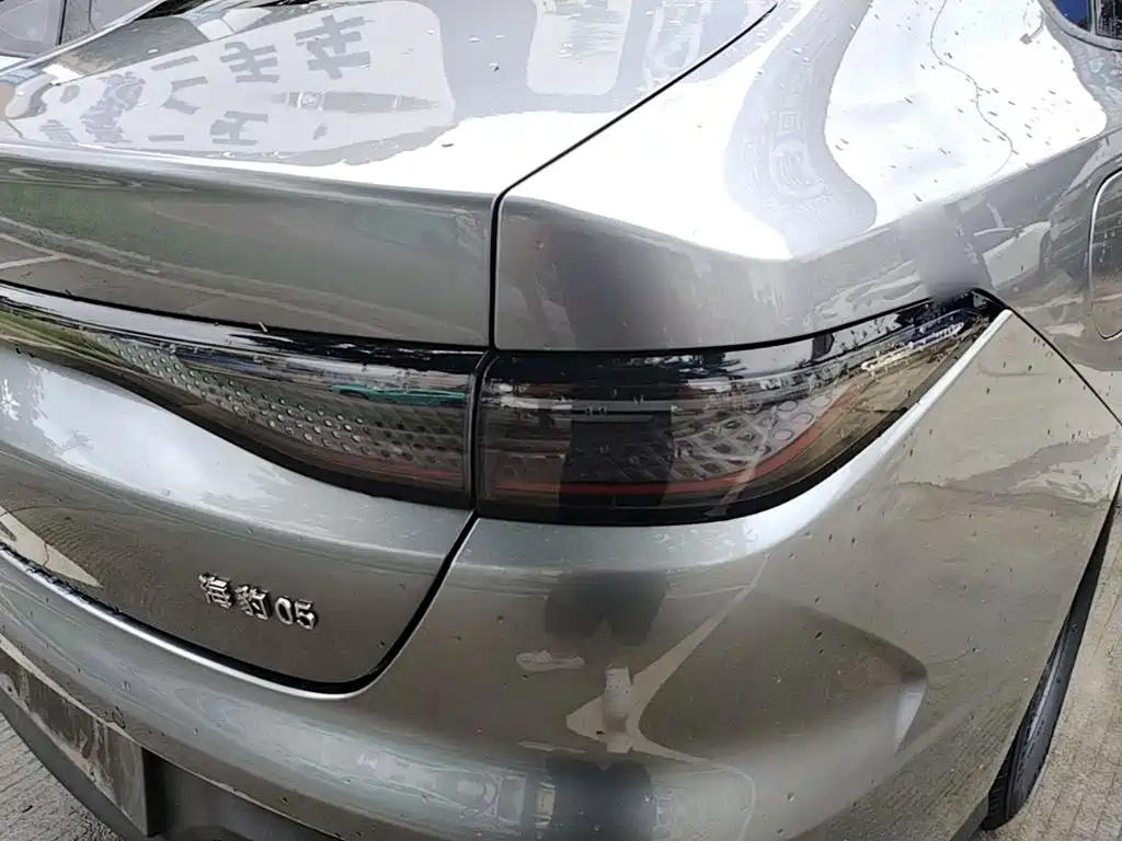 BYD Seal 05 DM-i 2025 — фото 8