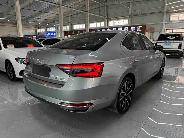 Skoda Superb 2024