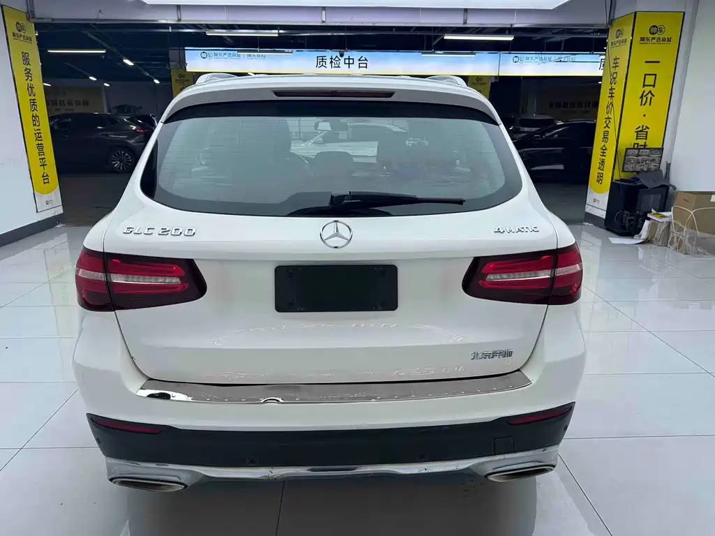 Mercedes-Benz GLC 2016 — фото 11