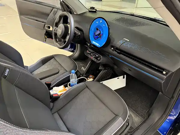 MINI Cooper 2025