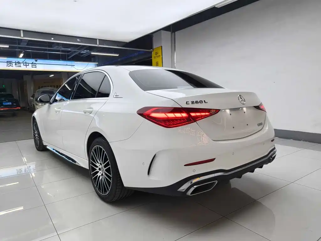 Mercedes-Benz C-Class 2022 — фото 9