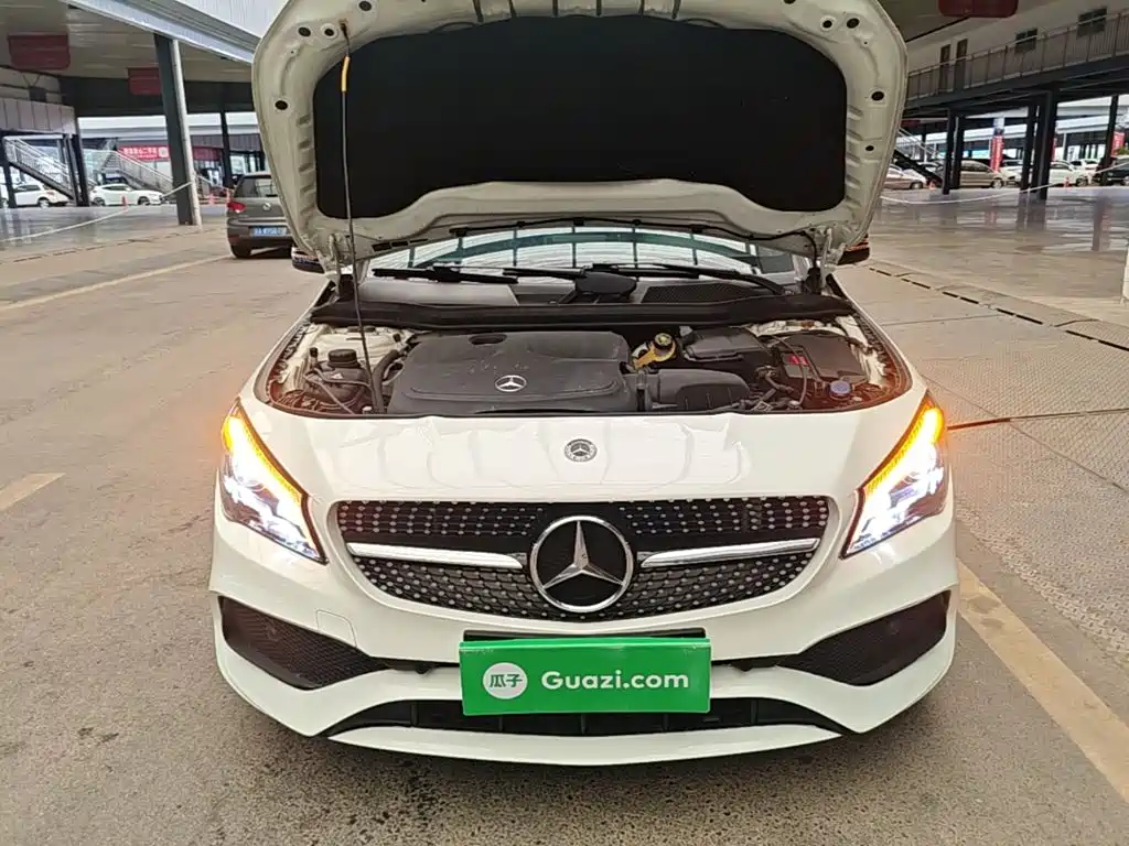 Mercedes-Benz CLA 2018 — фото 20