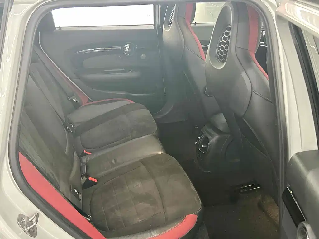 MINI JCW Clubman 2019 — фото 17