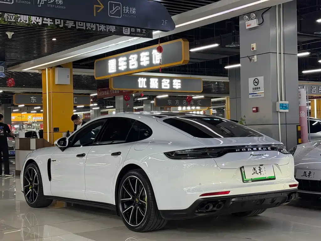 Porsche Panamera Hybrid 2022 — фото 17