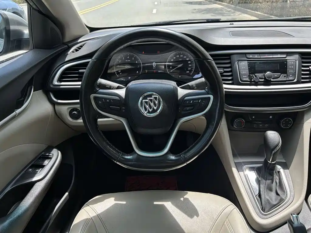 Buick Excelle 2018 — фото 19