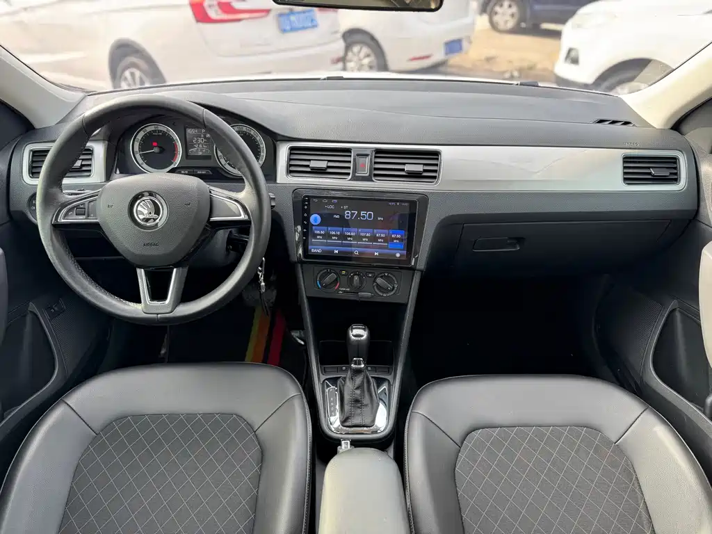 Skoda Rapid 2019 — фото 17