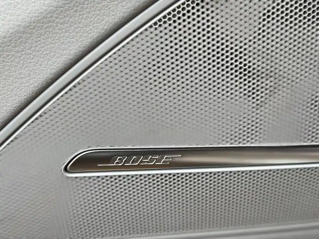 Audi A8 2012 — фото 15