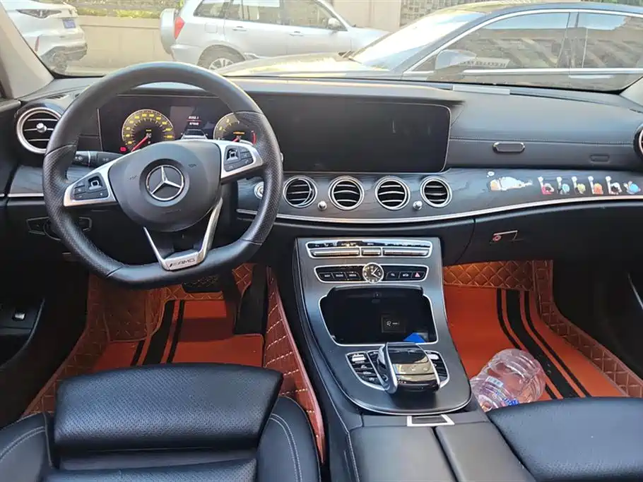 Mercedes-Benz E-Class 2018 — фото 12