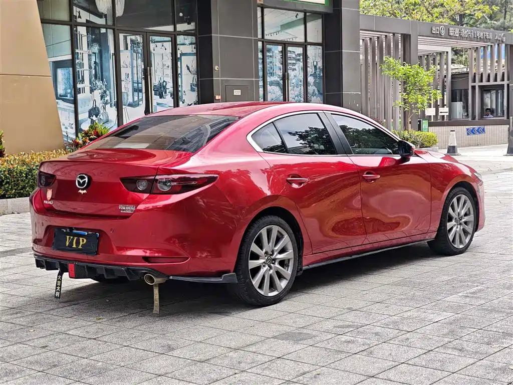 Mazda 3 Axela 2021 — фото 14