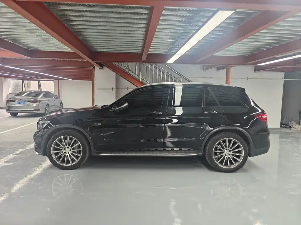 Mercedes-Benz GLC AMG 2018 — фото 3