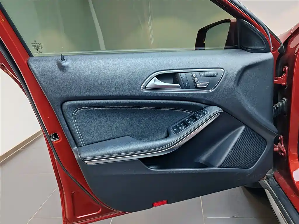 Mercedes-Benz GLA 2019 — фото 18