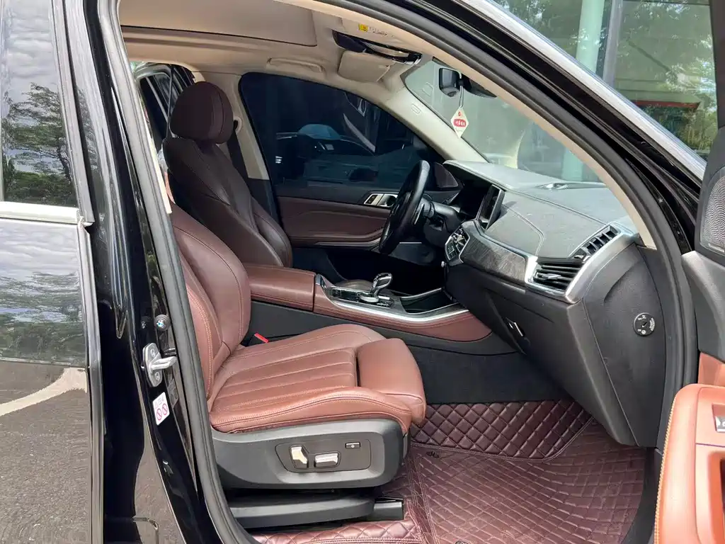 BMW X5 2019 — фото 11