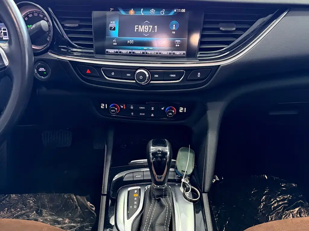 Buick Regal 2020 — фото 14