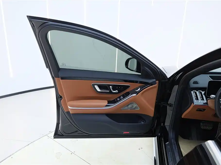Mercedes-Benz S-Class 2023 — фото 15