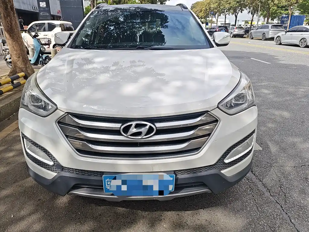 Hyundai Santa Fe 2015 — фото 2