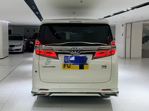 Toyota Vellfire 2021