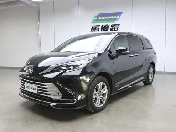 Toyota Sienna 2022