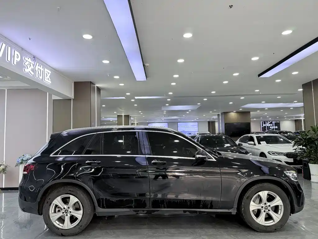 Mercedes-Benz GLC 2020