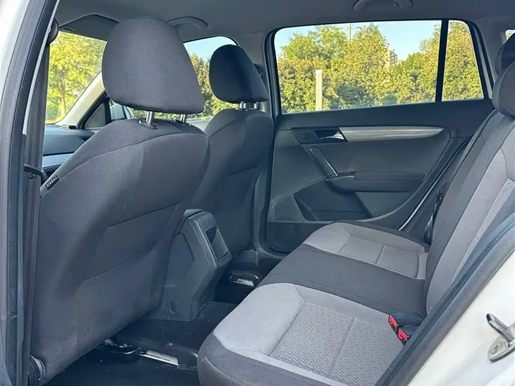 Volkswagen Gran Lavida 2013