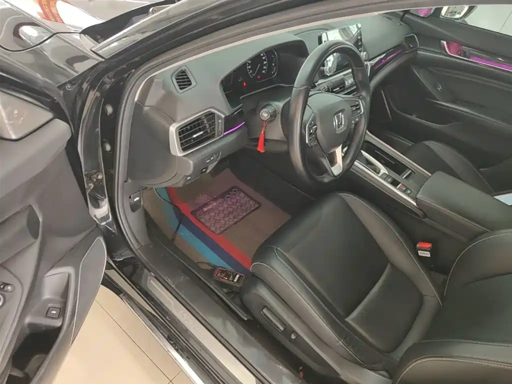 Honda Inspire 2021 — фото 15