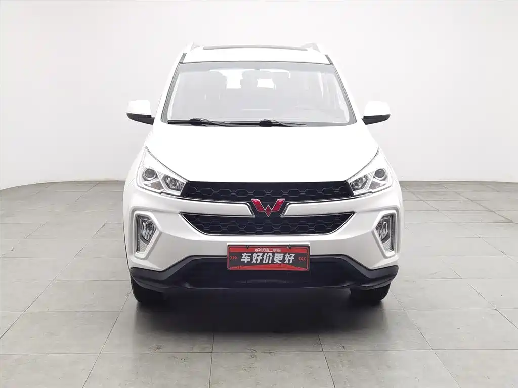 Wuling Hongguang S3 2018 — фото 3