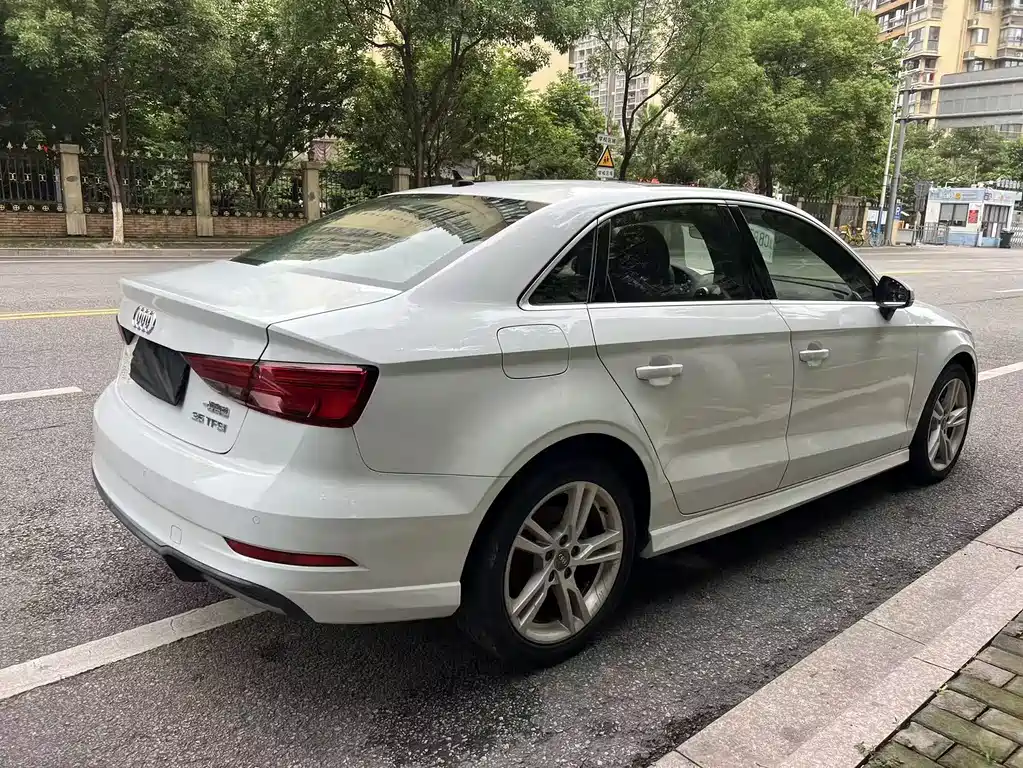 Audi A3 2020 — фото 21