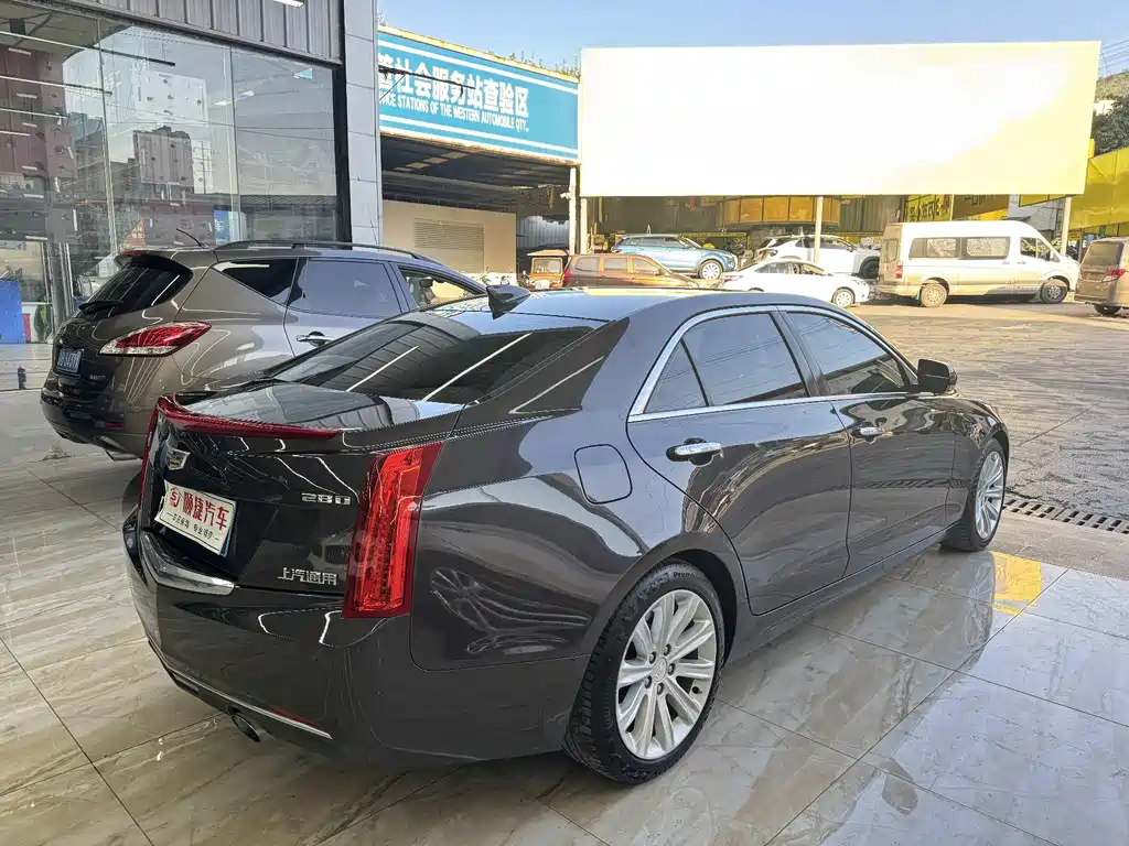 Cadillac ATS-L 2017 — фото 11