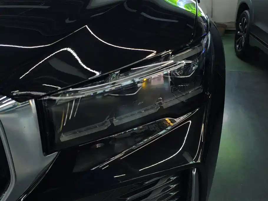 Geely Xingyue L 2025