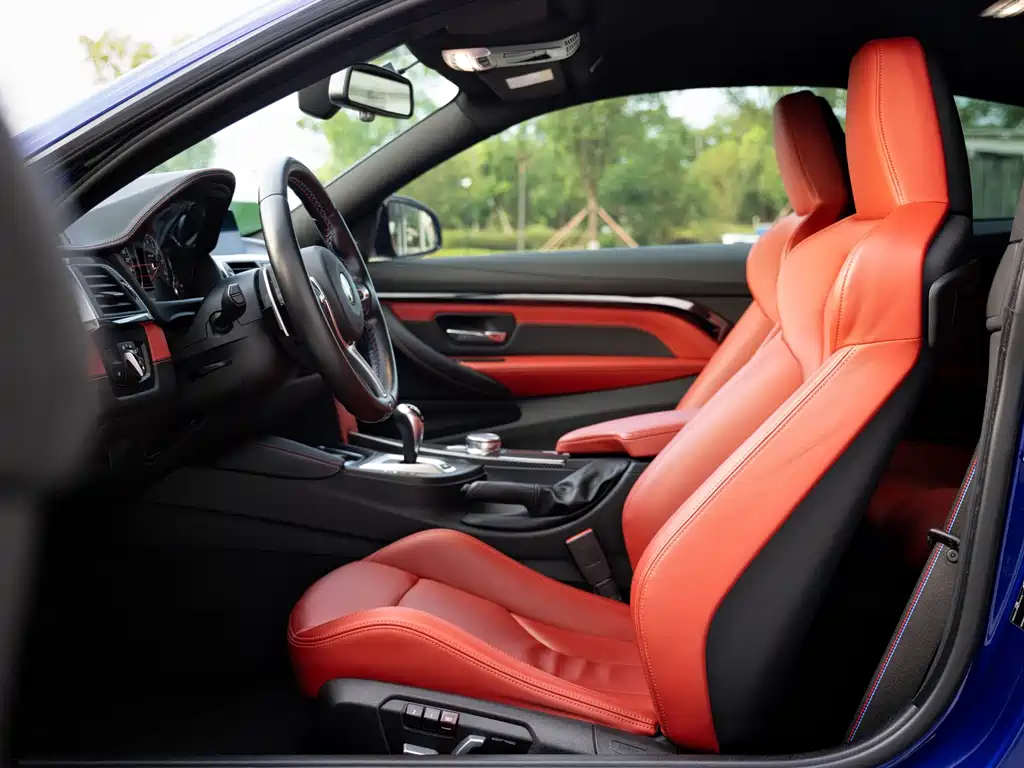 BMW M4 2018 — фото 15