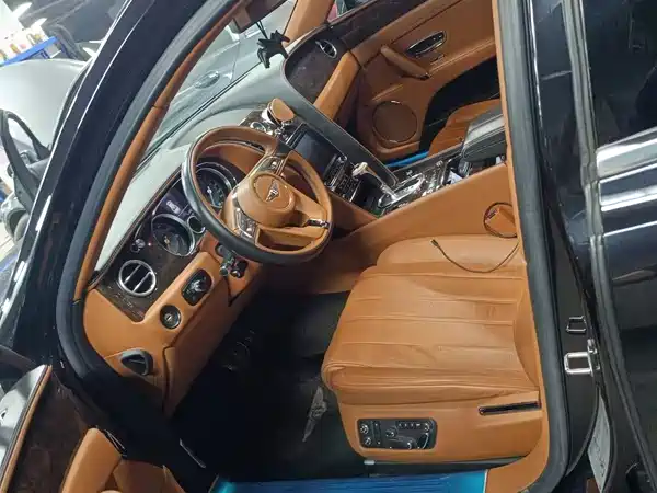 Bentley Flying Spur 2014