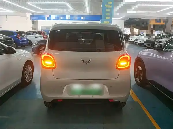 Wuling Hongguang MINIEV 2025