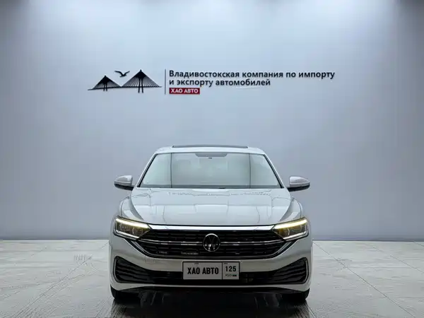 Volkswagen Sagitar 2022