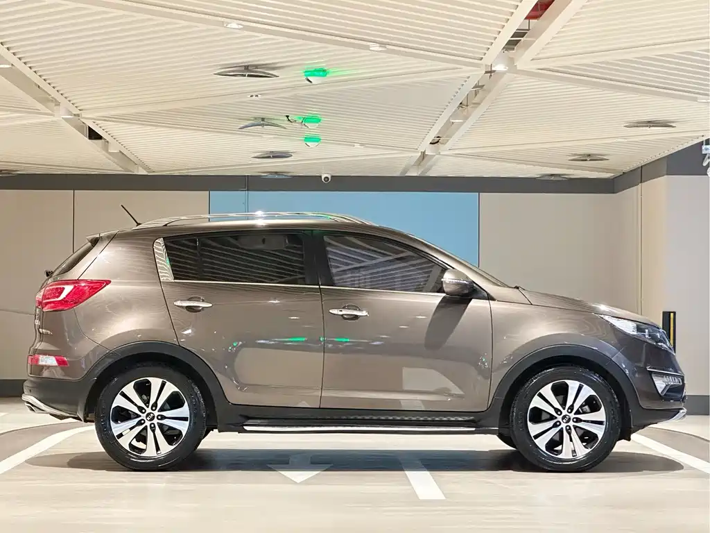 Kia Sportage 2013 — фото 8
