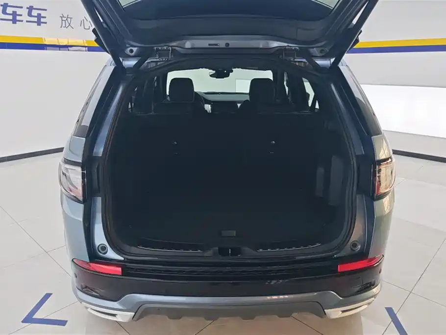 Land Rover Discovery Sport 2021 — фото 4