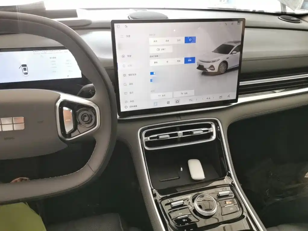 Geely Galaxy A7 EM 2026 — фото 10
