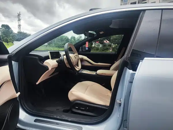 NIO ET5T 2024