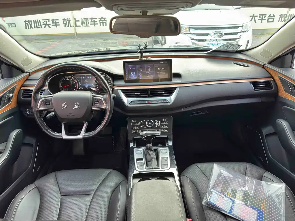 Hongqi H5 2018 — фото 11