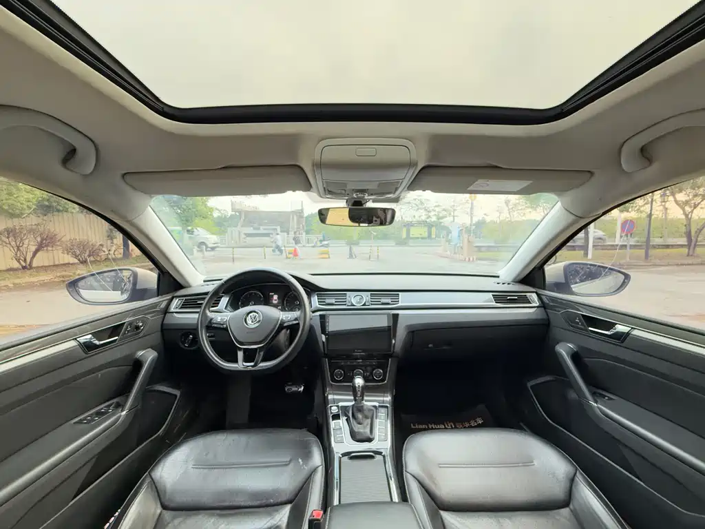 Volkswagen Passat 2018 — фото 18