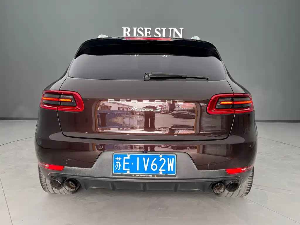 Porsche Macan 2016 — фото 10