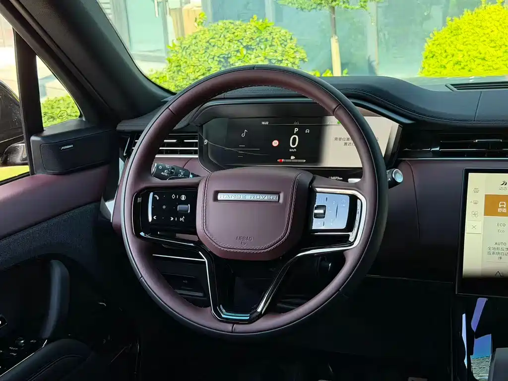 Land Rover Range Rover Sport 2026 — фото 10