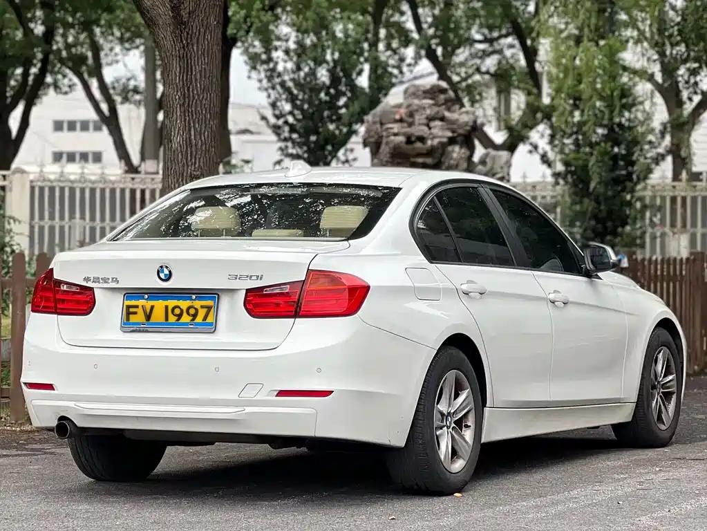 BMW 3 Series 2013