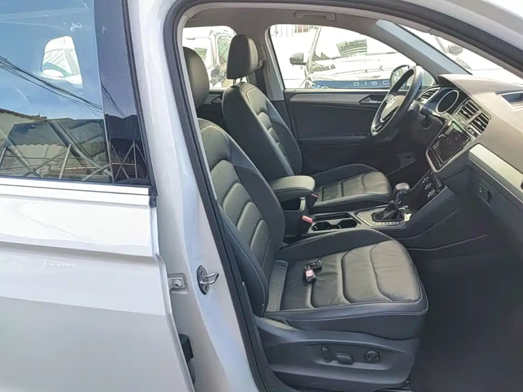Volkswagen Tiguan L 2019 — фото 25